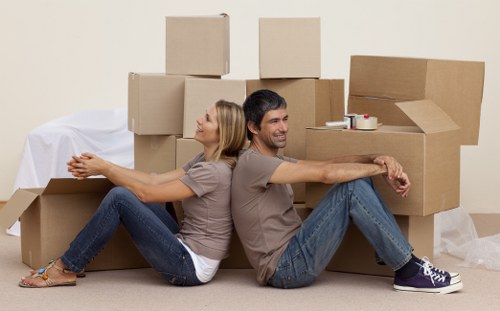 Organized Streatham storage solution for home and work items