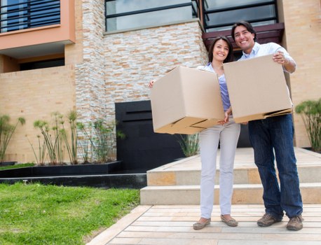 Packing items for short-term storage in Streatham